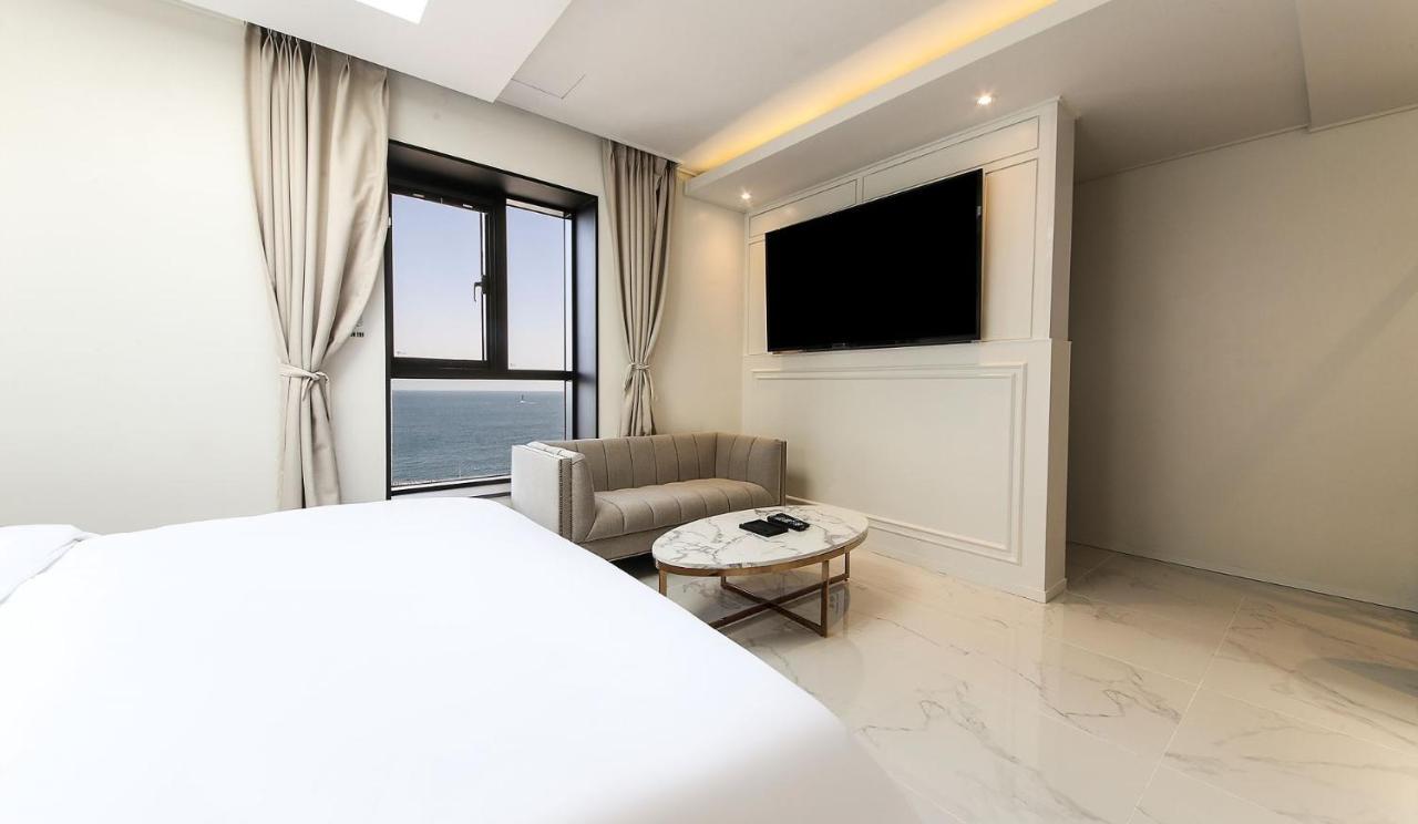 H Moment Hotel Songjeong Пусан Екстериор снимка