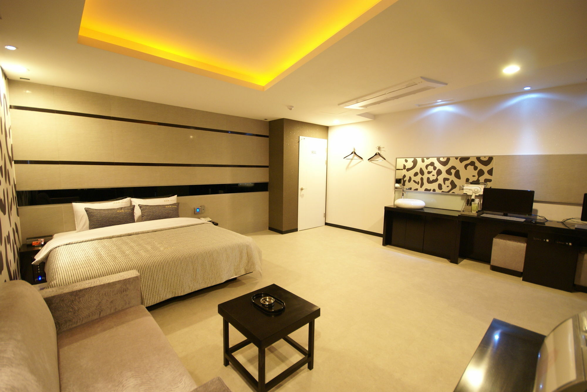 H Moment Hotel Songjeong Пусан Екстериор снимка