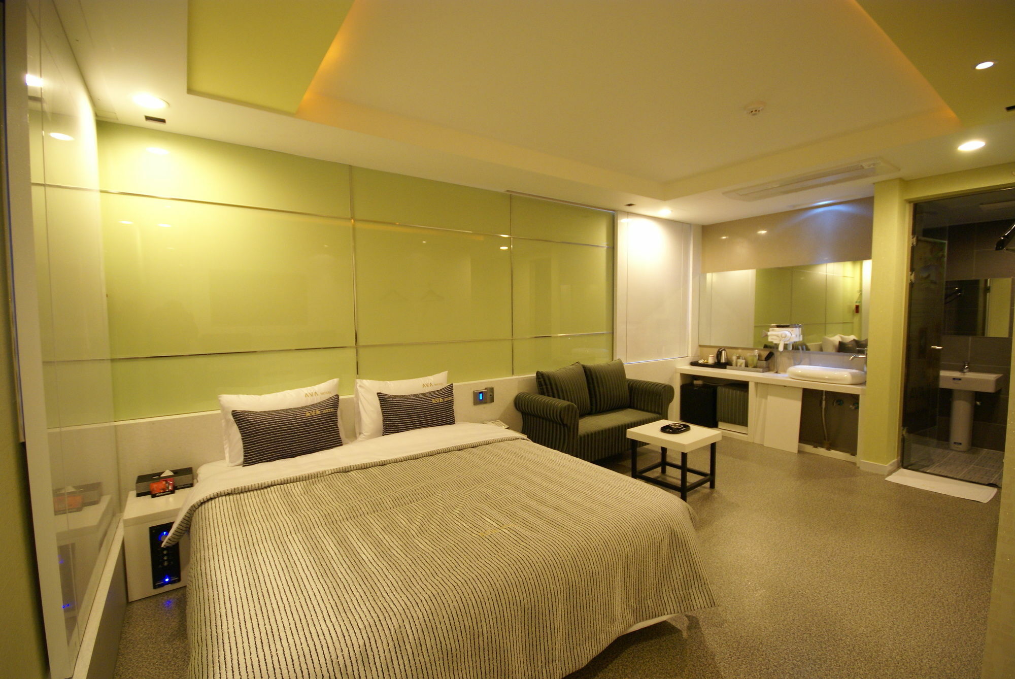 H Moment Hotel Songjeong Пусан Екстериор снимка