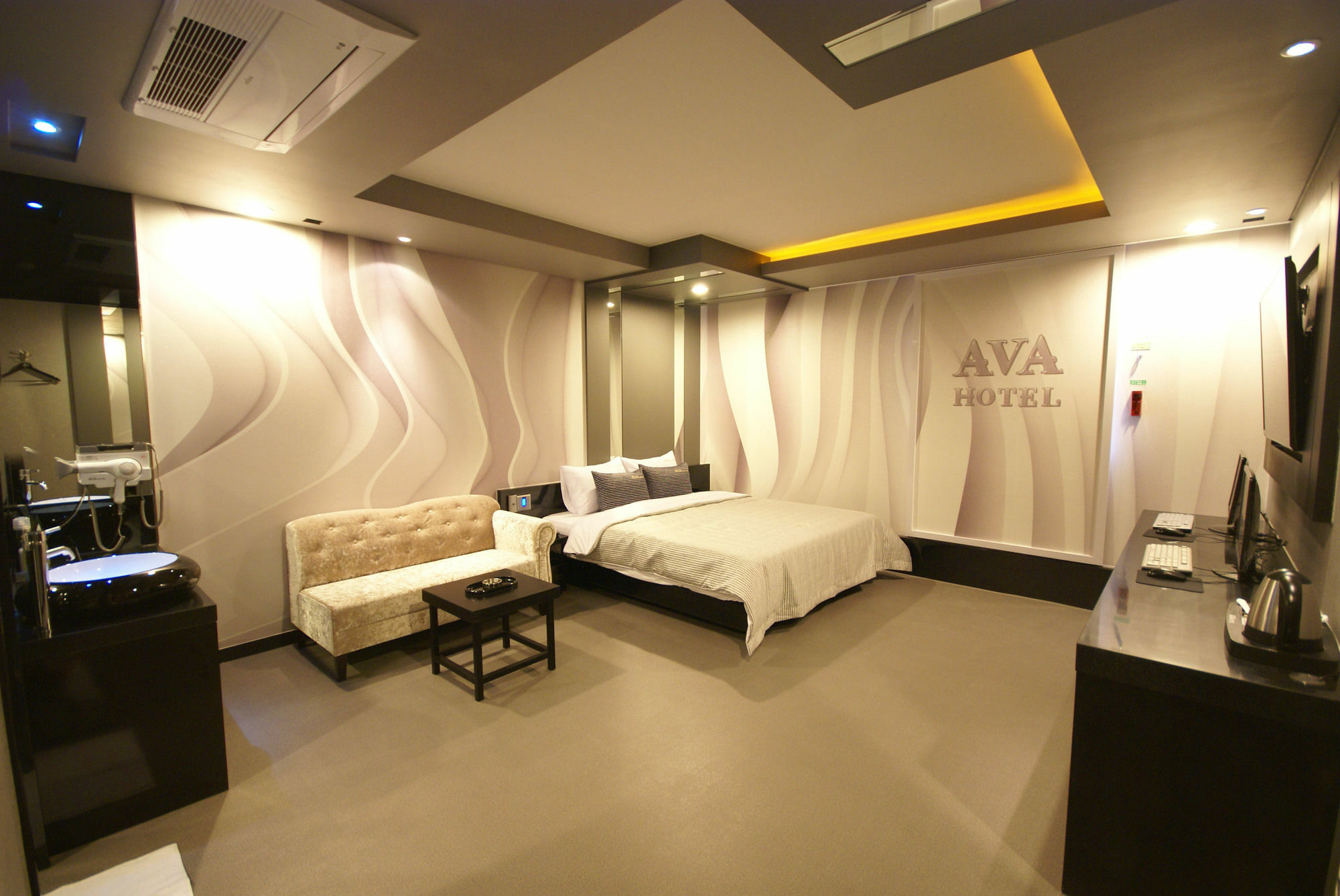 H Moment Hotel Songjeong Пусан Екстериор снимка